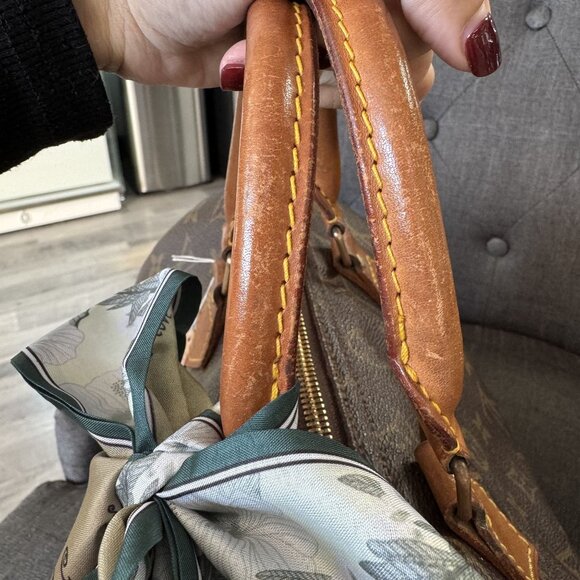 LOUIS VUITTON Vintage Monogram Speedy 30 - Picture 8 of 16